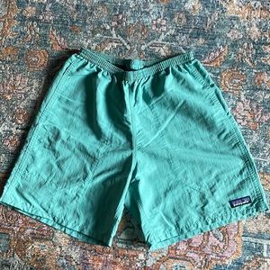 Teal Patagonia Baggies 7 inch.